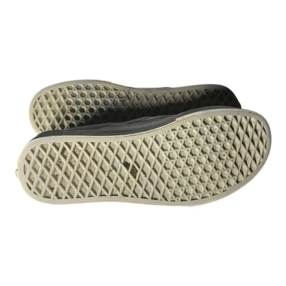 Vans Classic Slip On True White Slip On Sneakers Women’s Size 7 Skater Sneakers